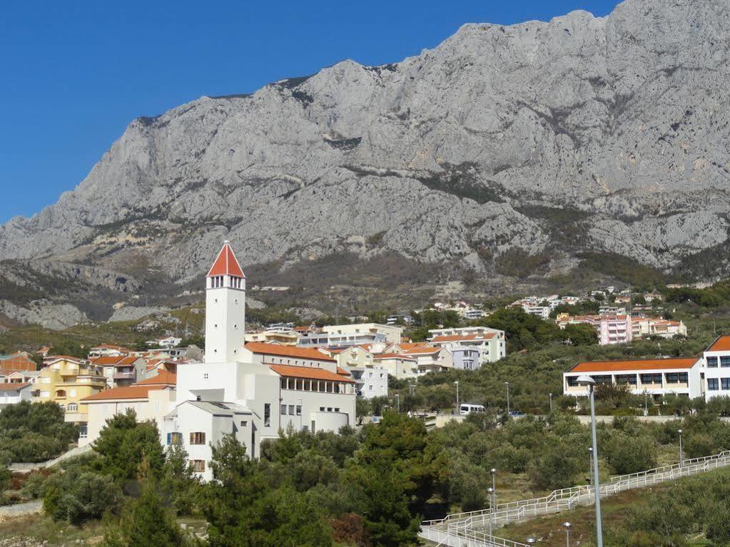 Apartments Anica & Gabriela Makarska Exteriör bild